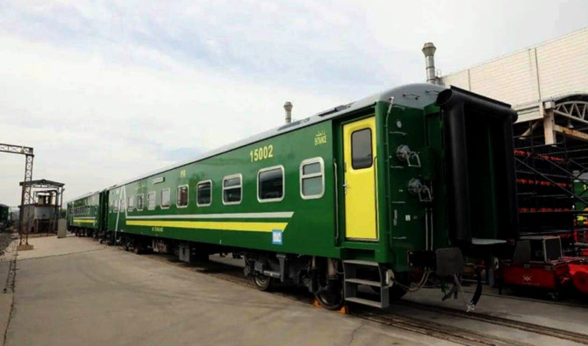 All Aboard the Green Track: Pakistan Railways Embraces Solar Power!