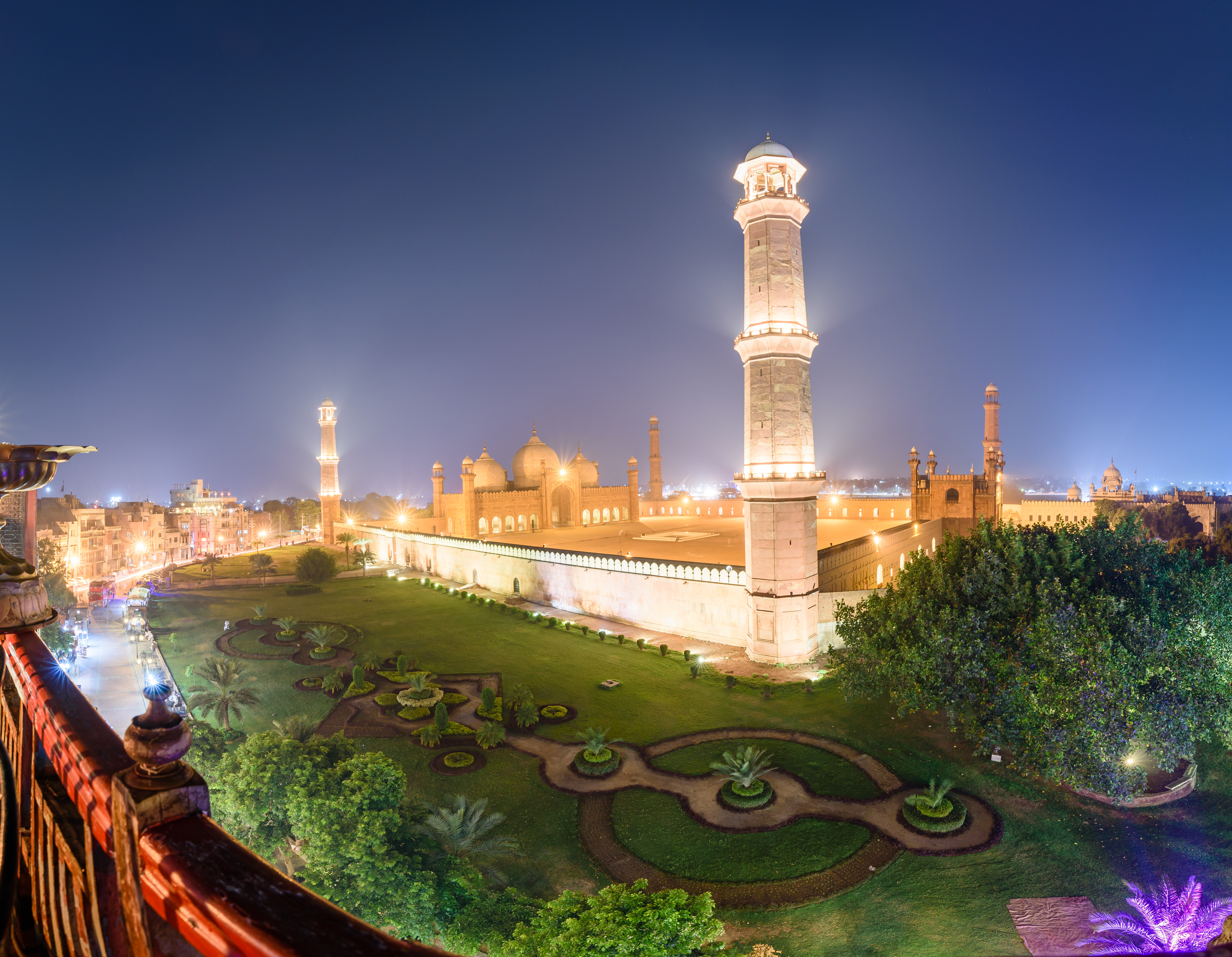 Why Now Is the Time to Invest in Pakistan Real Estate